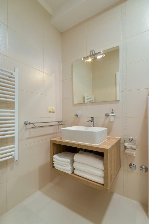 Apartments Dalmatino Vodice Buitenkant foto