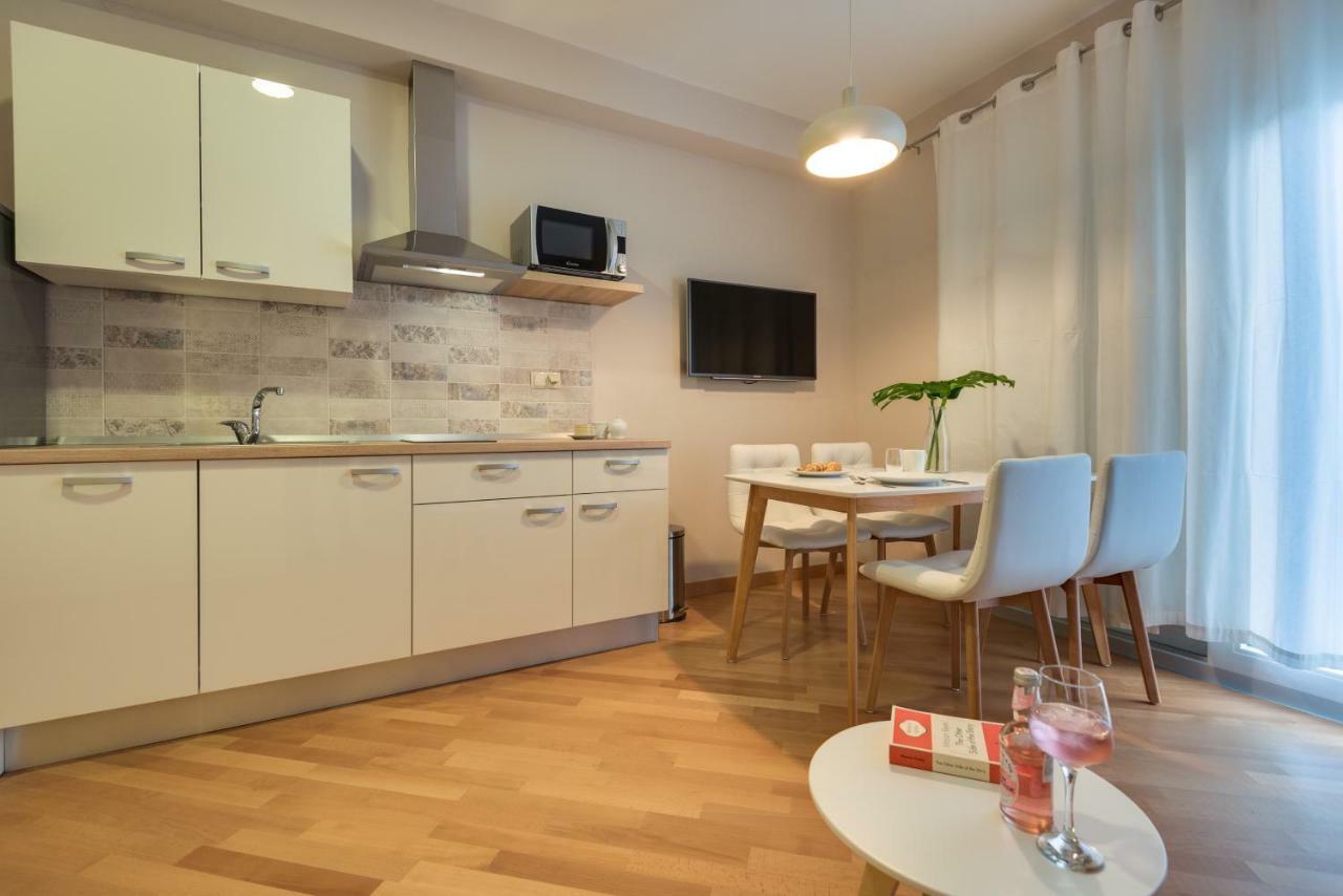 Apartments Dalmatino Vodice Buitenkant foto